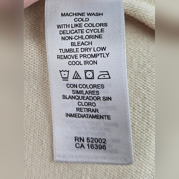 First Issue Liz Claiborne Cream Cardigan With Jewel Buttons Sz M Classic Preppy‎ - Picture 7 of 7